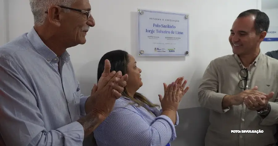 Prefeito Capitão Nelson participa da entrega da unidade revitalizada