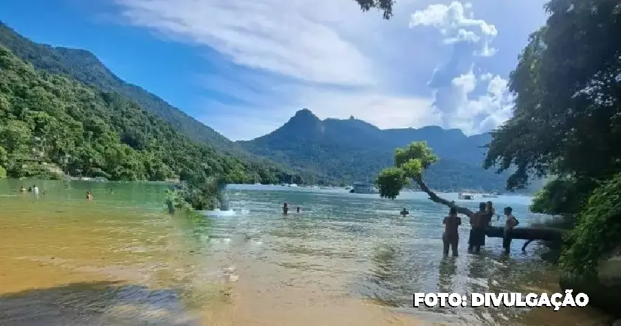 Descubra as Melhores Praias Paradisíacas do Brasil no RJ