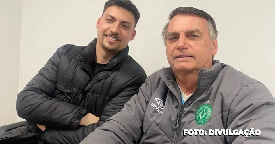 Jair Renan Bolsonaro Estratégia Eleitoral e Nome na Urna