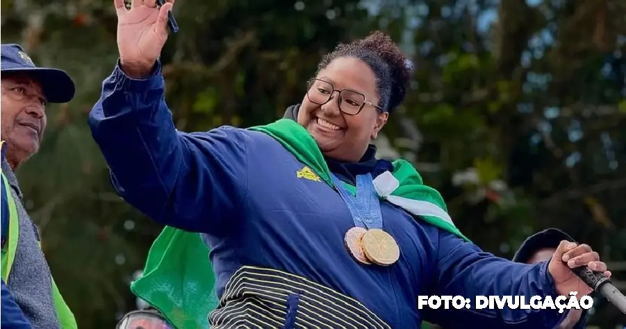 Lula Homenageia Atletas Olímpicos e Personalidades com Medalha do Exército Brasileiro