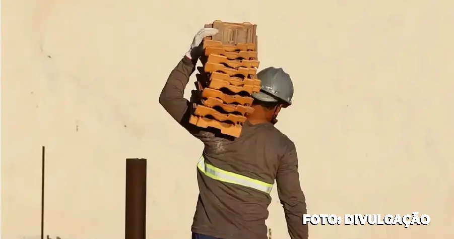 Reflexão sobre o fracasso de um país acostumado com a escravidão.