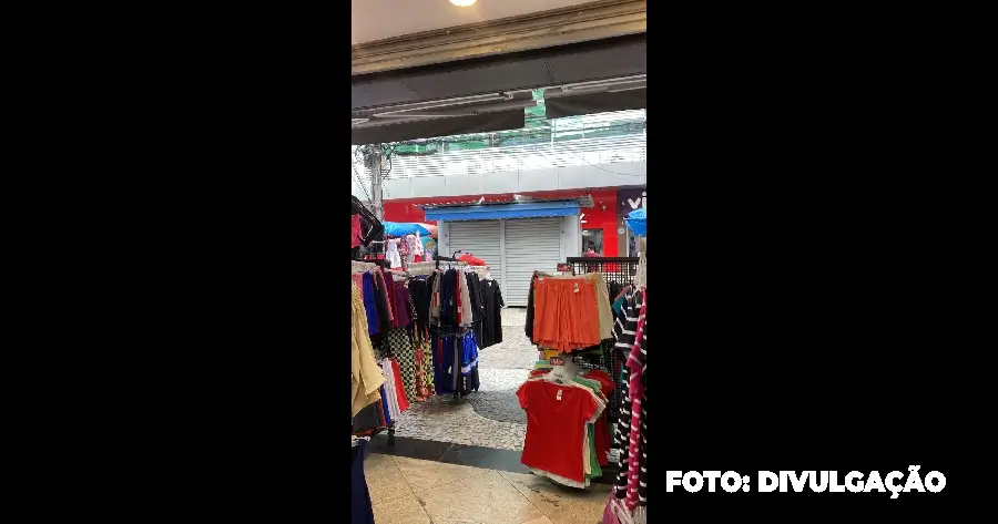 Ocupação irregular na Rua João Caetano, Alcântara, São Gonçalo