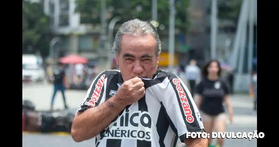 Botafogo conquista o tricampeonato brasileiro e sonha com o Intercontinental